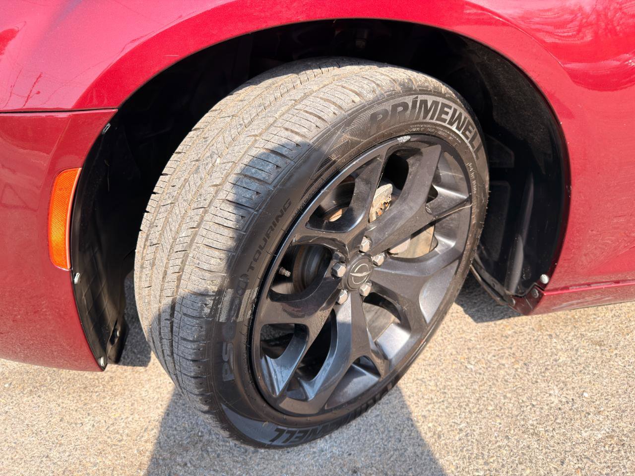 Used 2020 Chrysler 300 Touring w/ Sport Appearance Package image 24