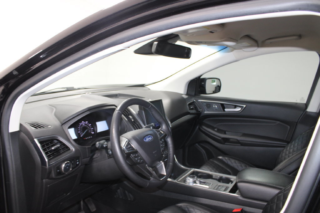 Used 2024 Ford Edge Titanium AWD/4WD image 22