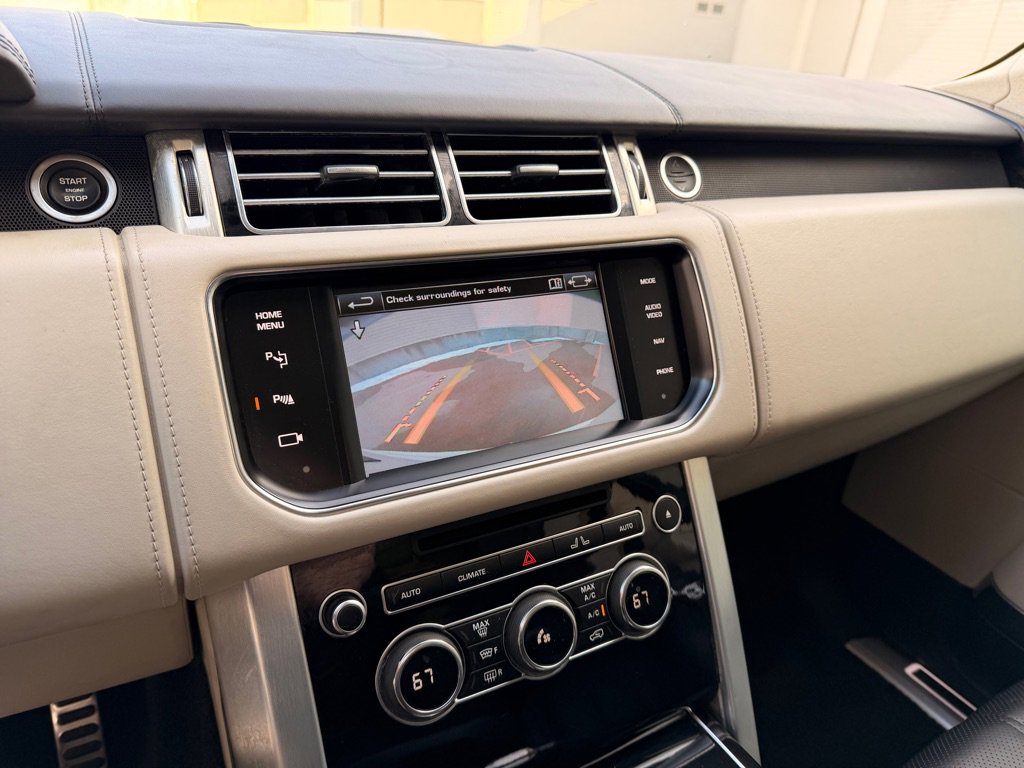 Used 2014 Land Rover Range Rover Autobiography image 13