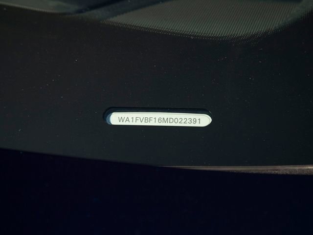 Used 2021 Audi Q8 Prestige w/ Prestige Package image 38