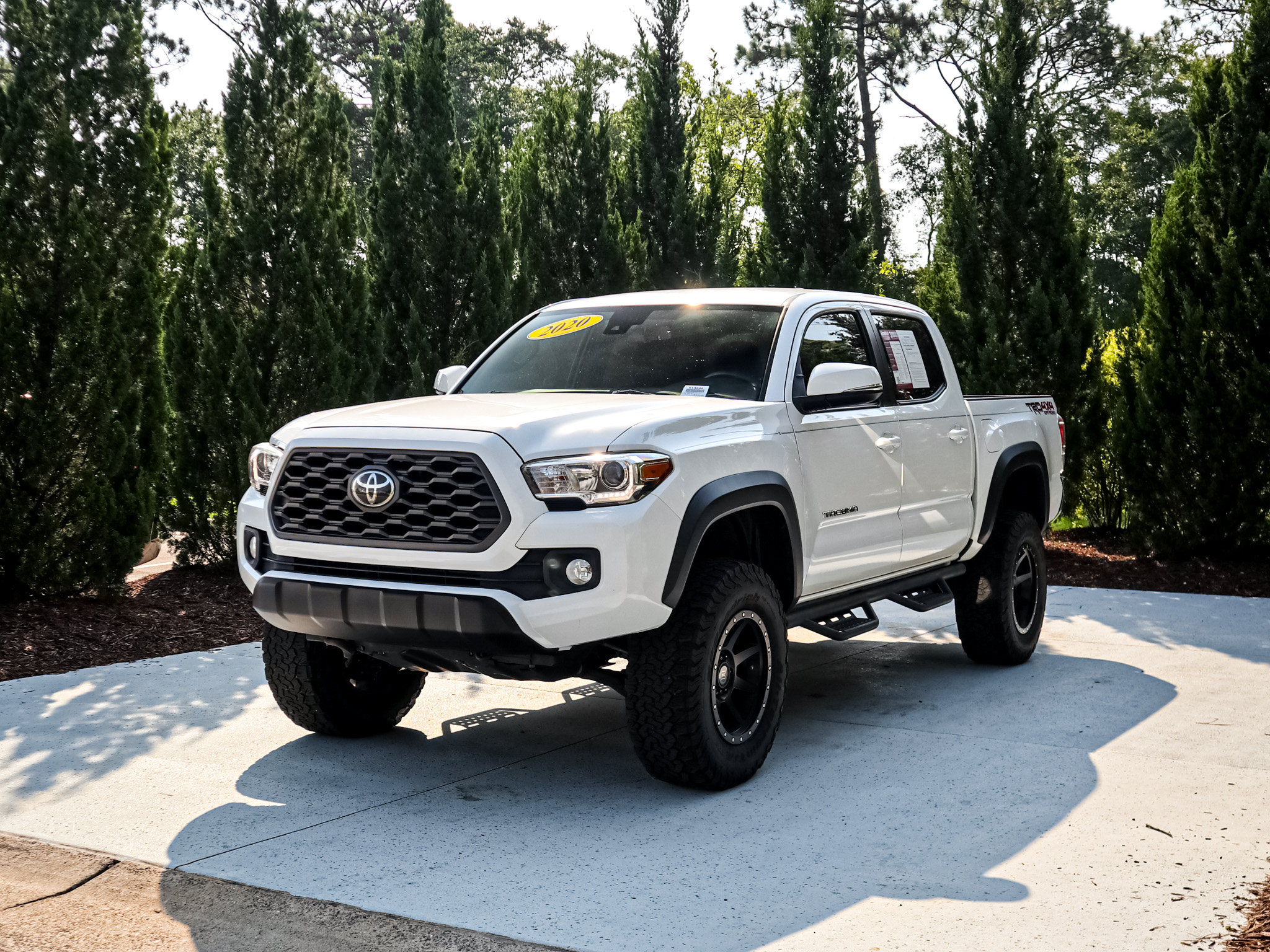 Used 2020 Toyota Tacoma TRD Off-Road AWD/4WD image 5