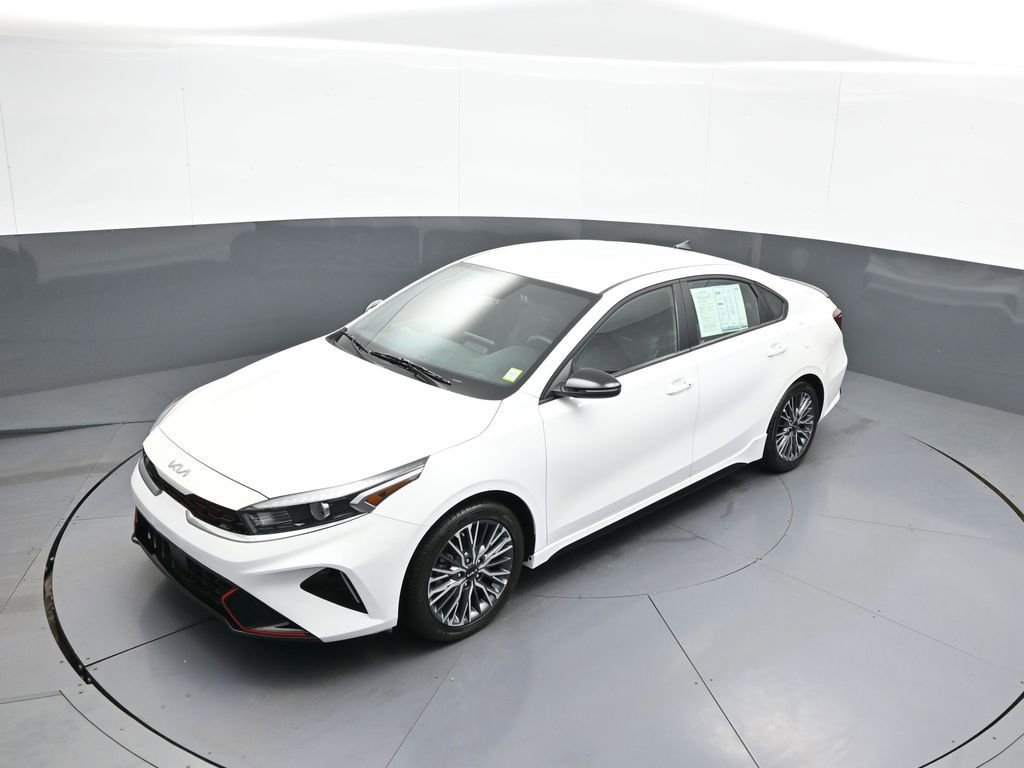 Certified 2024 Kia Forte GT-Line FWD image 32