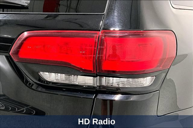 Used 2020 Jeep Grand Cherokee Altitude AWD/4WD image 31