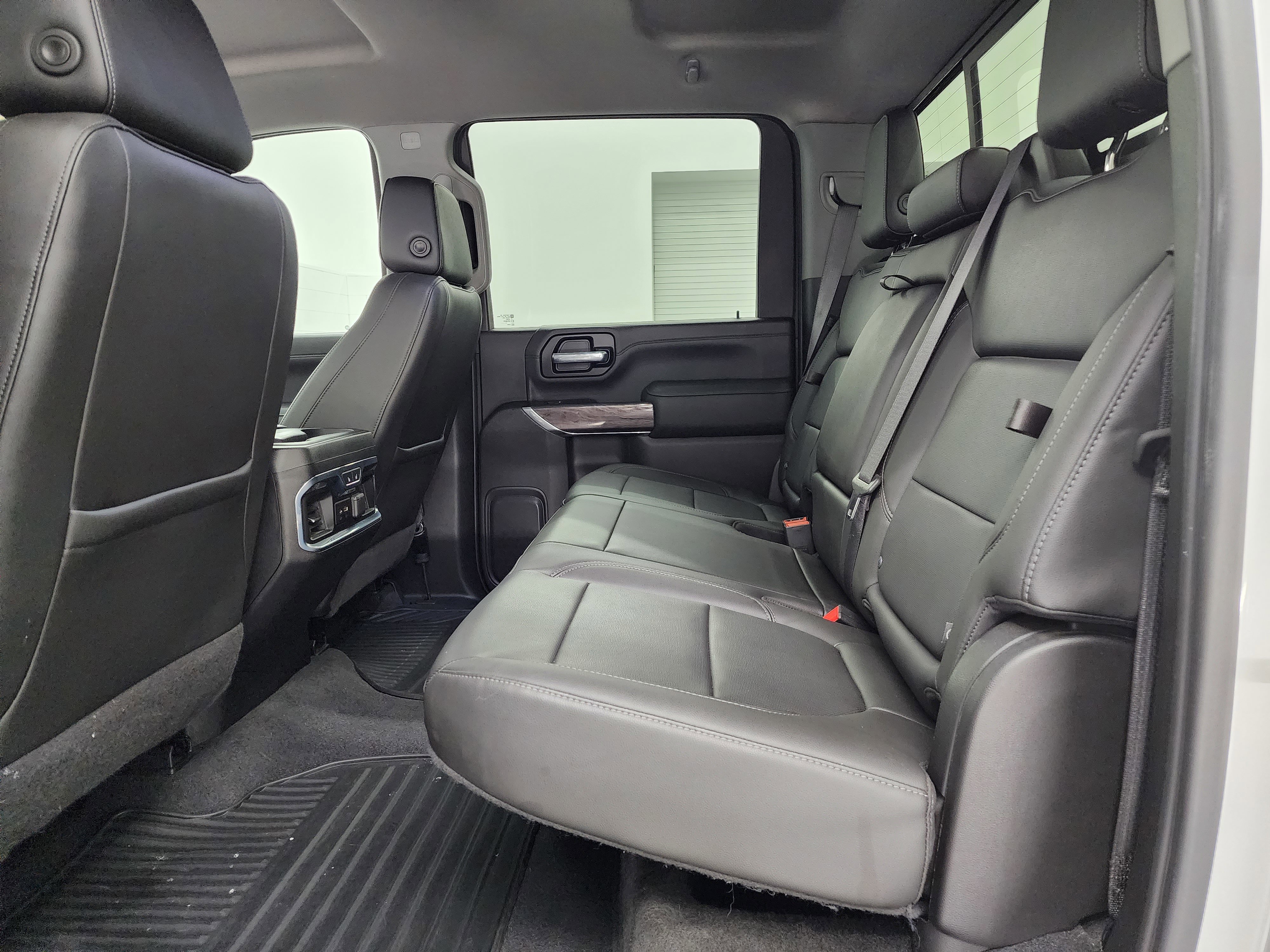 Used 2020 Chevrolet Silverado 3500 LTZ w/ LTZ Plus Package image 9