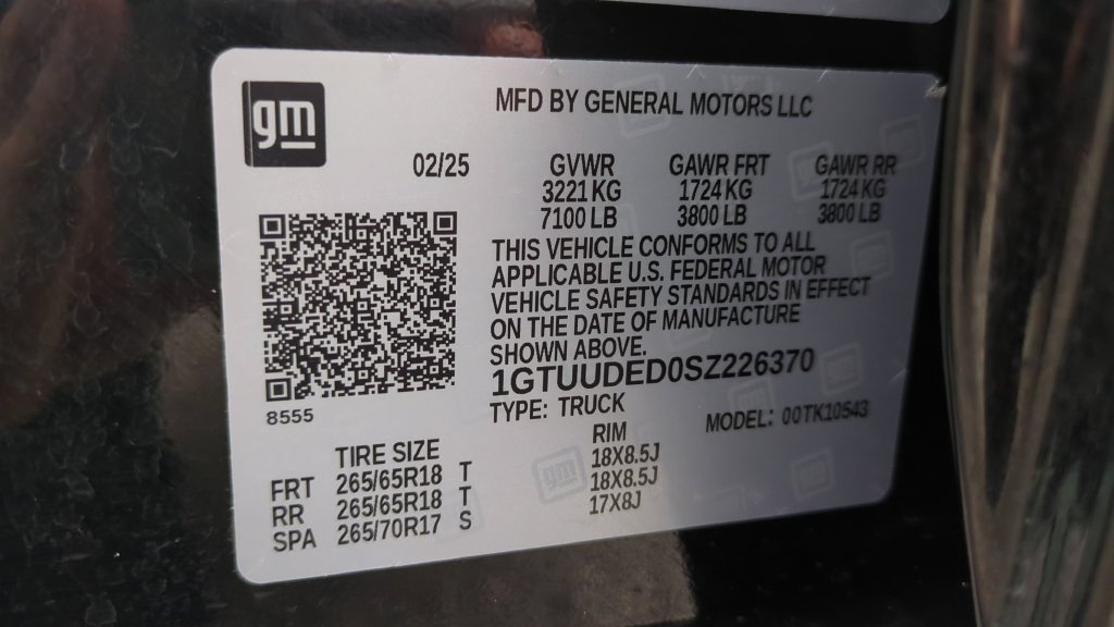 Used 2025 GMC Sierra 1500 SLT AWD/4WD image 24