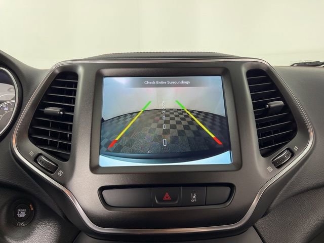 Used 2022 Jeep Cherokee Trailhawk w/ Sound & Nav Group image 26