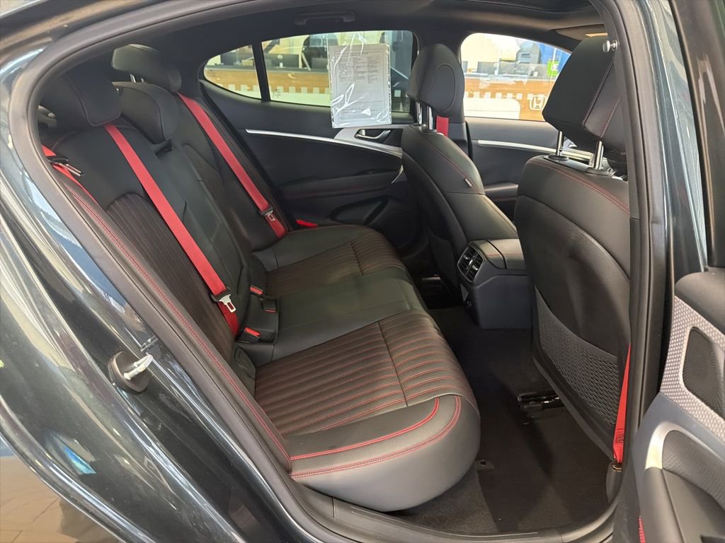 Used 2023 Genesis G70 3.3T w/ Sport Advanced Package image 22
