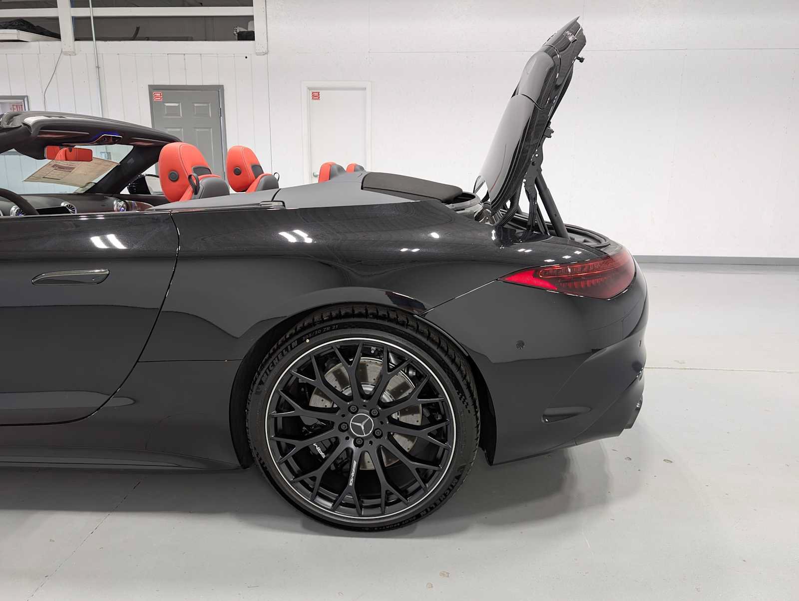 New 2026 Mercedes-Benz SL 55 AMG 4MATIC image 7
