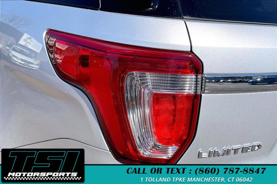 Used 2017 Ford Explorer Limited w/ Equipment Group 301A image 31