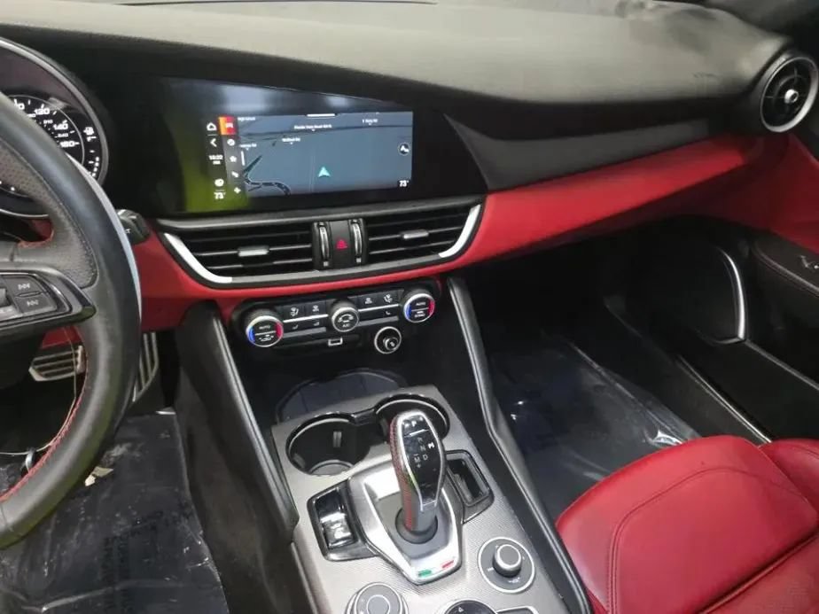 Used 2021 Alfa Romeo Giulia Ti Sport RWD image 10