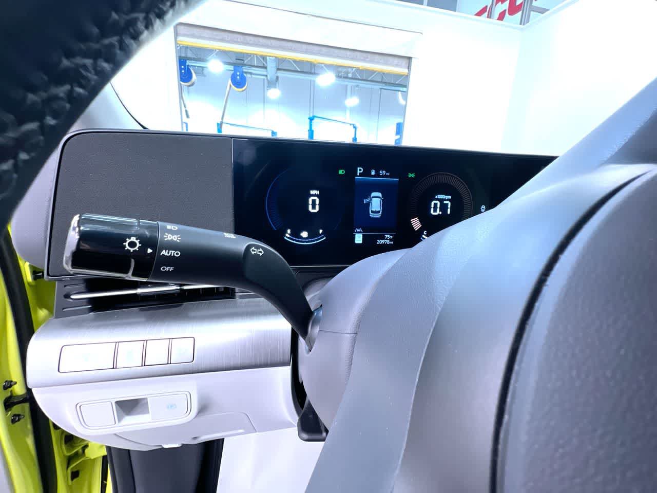 Used 2024 Hyundai Kona SEL FWD image 18