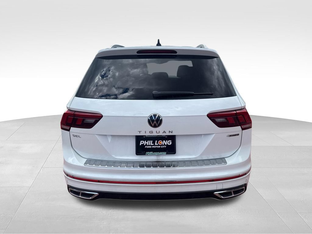 Used 2022 Volkswagen Tiguan SEL R-Line AWD/4WD image 7