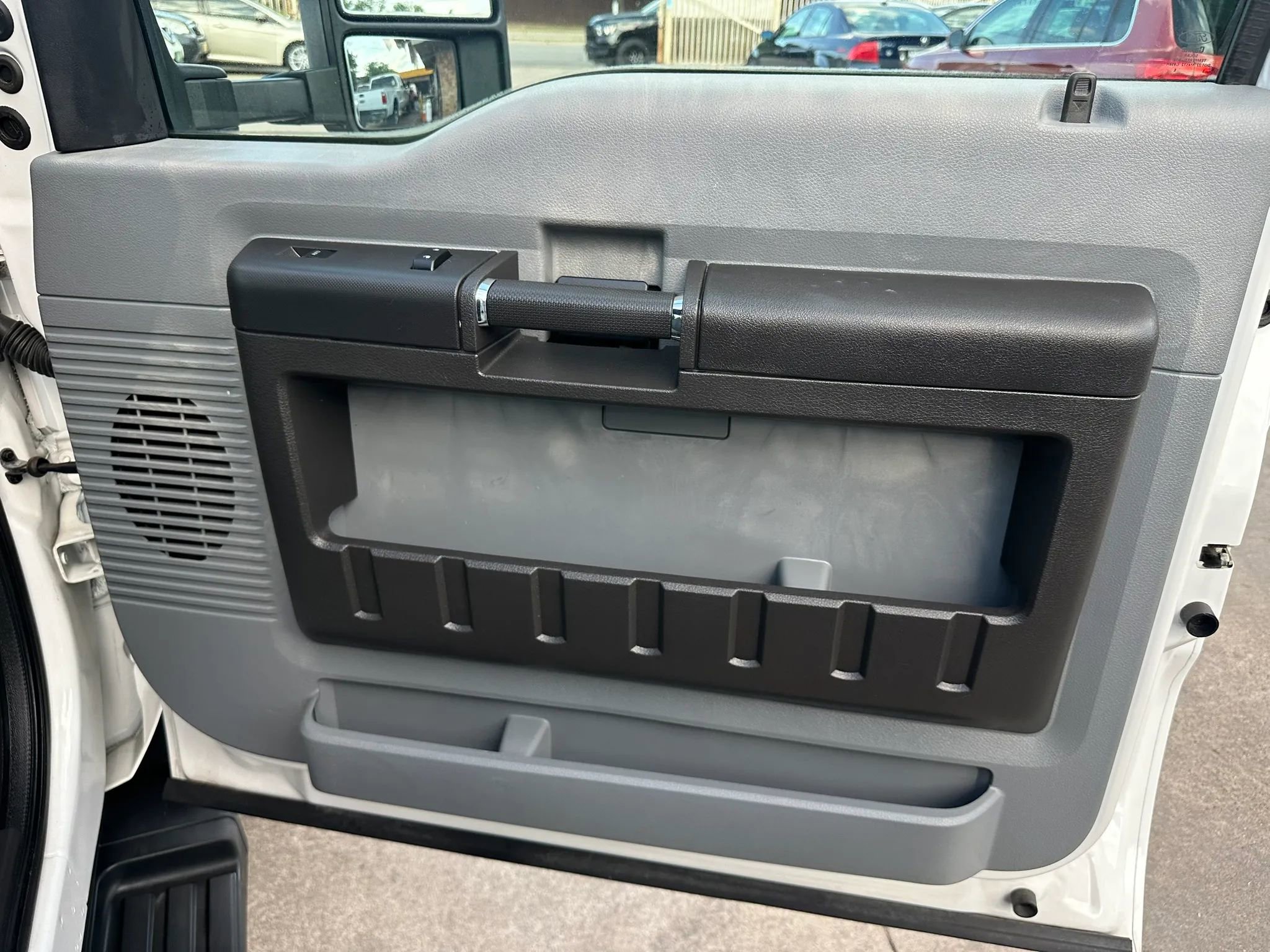 Used 2013 Ford F450 XL w/ PWR Equipment Group image 27