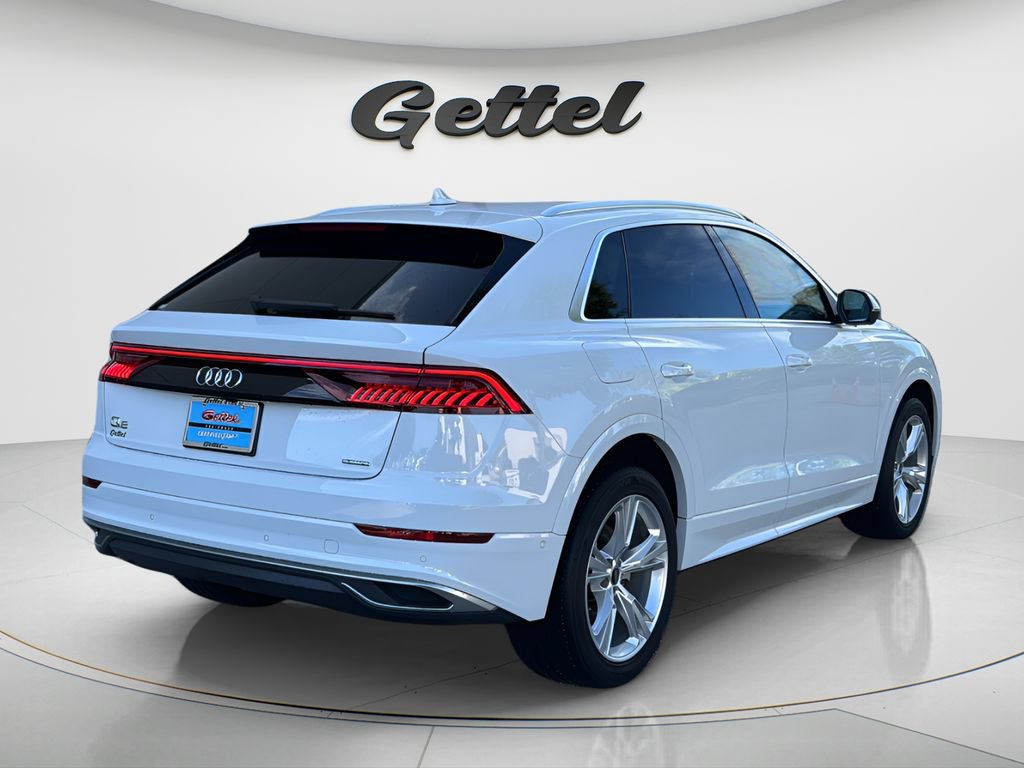 Used 2022 Audi Q8 Premium Plus AWD/4WD image 6