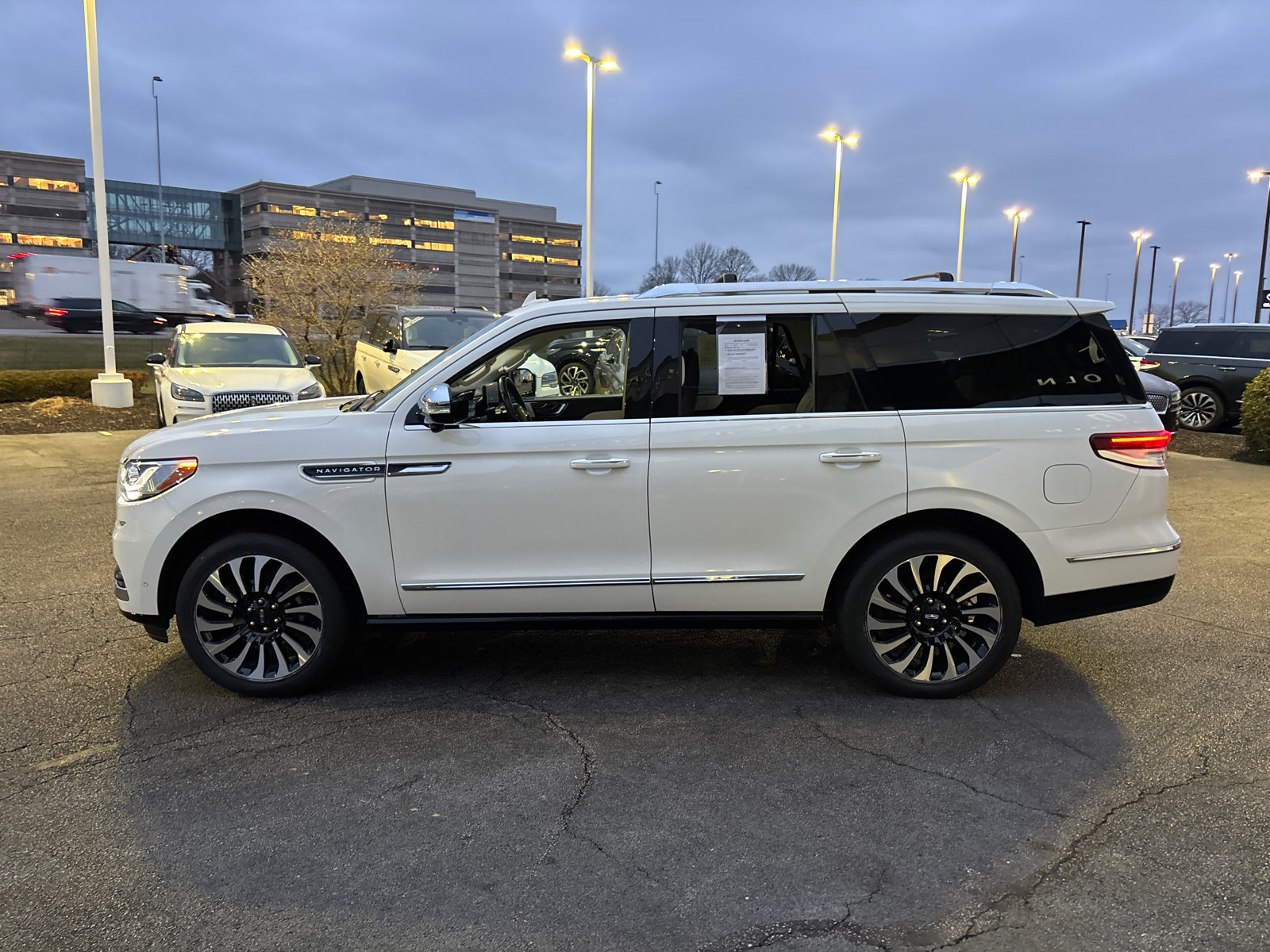 Certified 2023 Lincoln Navigator Black Label image 4