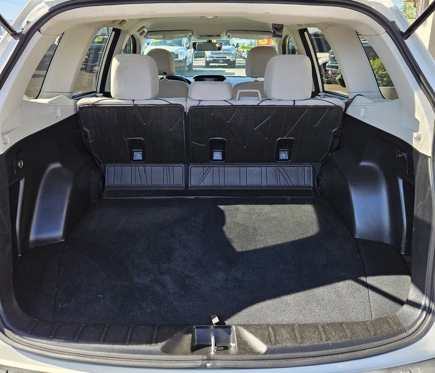 Used 2018 Subaru Forester 2.5i AWD/4WD image 12