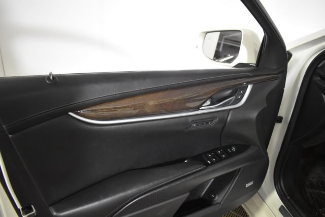 Used 2015 Cadillac XTS Vsport Premium AWD/4WD image 7