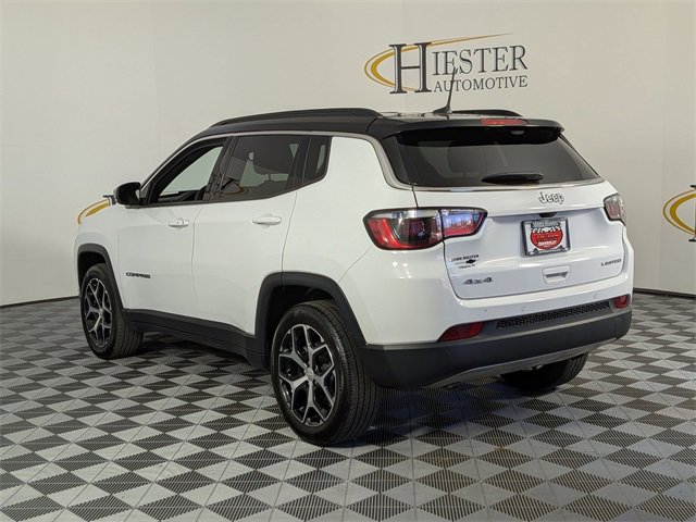 Used 2024 Jeep Compass Limited image 4