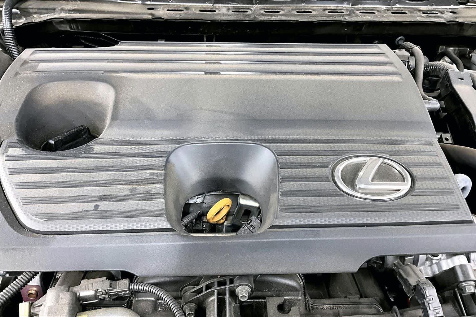 Used 2024 Lexus ES 300h w/ Premium Package FWD image 32