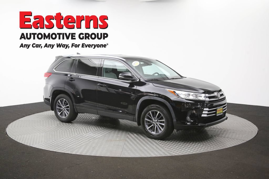 Used 2019 Toyota Highlander XLE AWD/4WD image 52