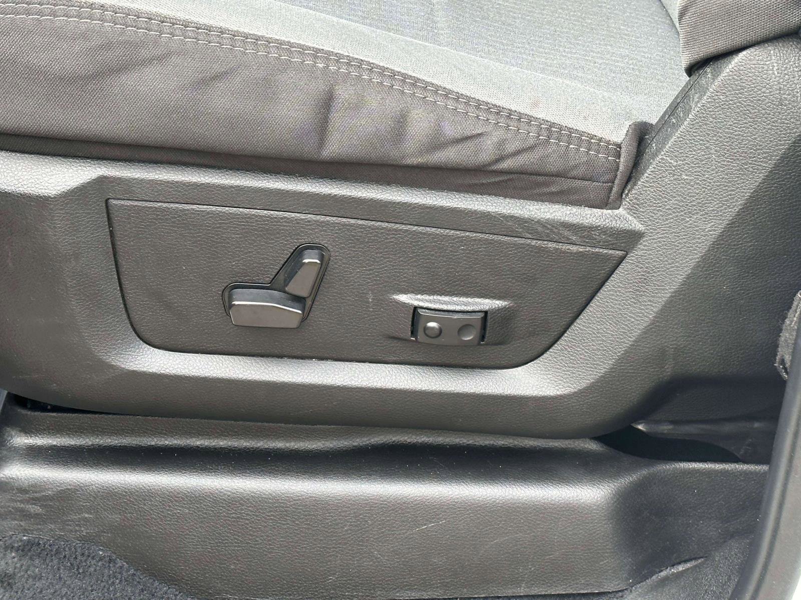 Used 2024 RAM 2500 Big Horn image 19