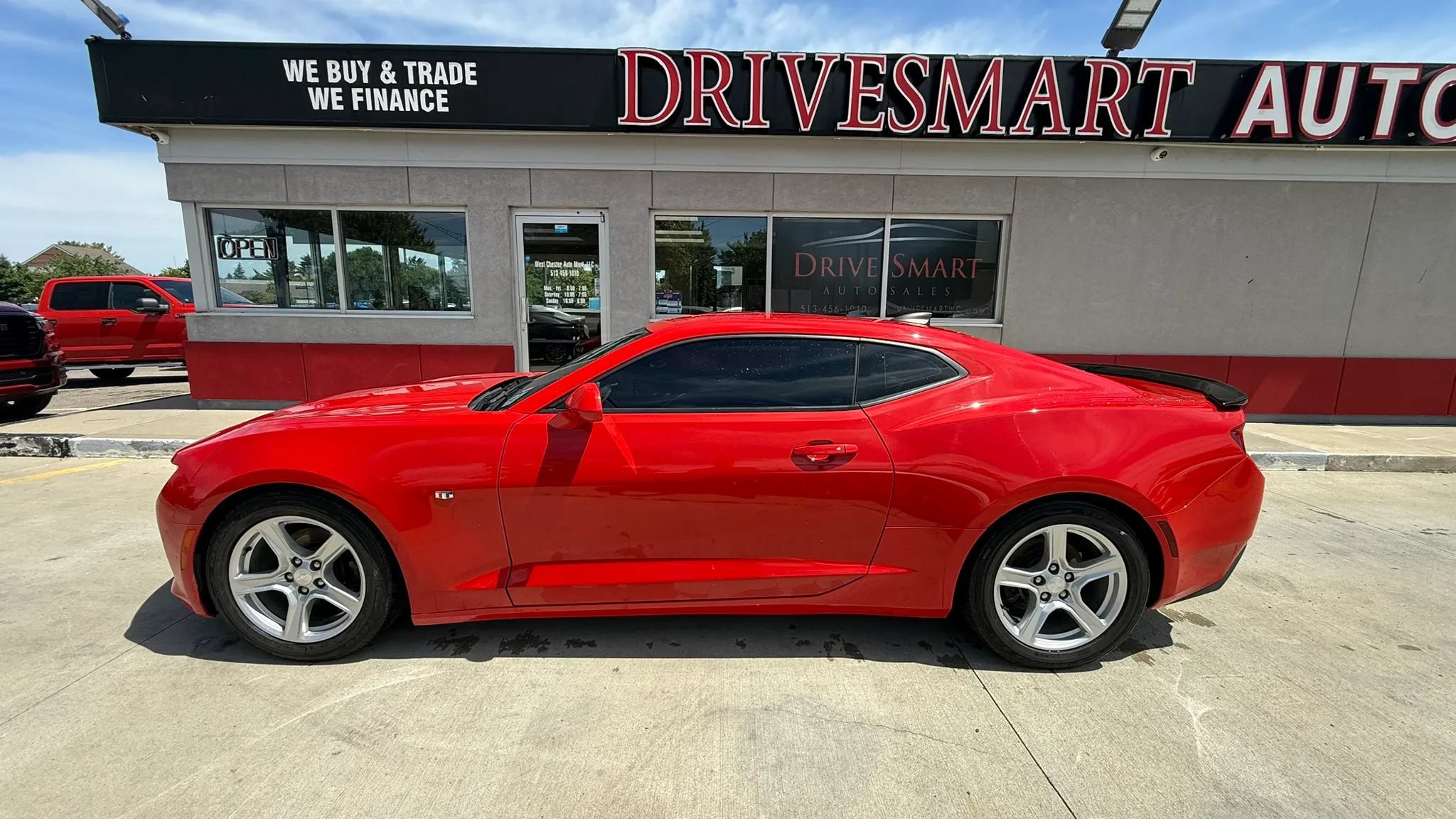 Used 2018 Chevrolet Camaro LS RWD image 5