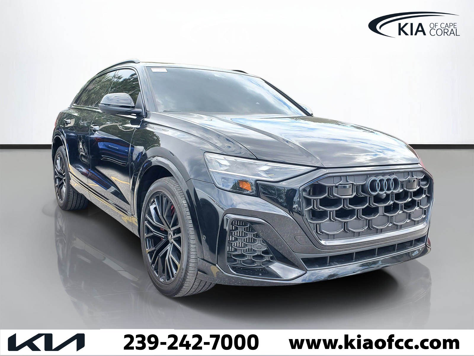 Used 2025 Audi SQ8 Prestige image 1