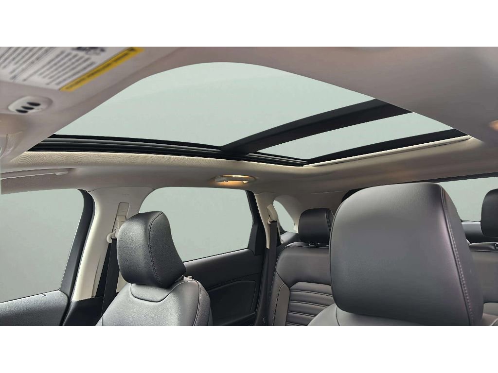 Used 2023 Ford Edge SEL w/ Convenience Package image 10