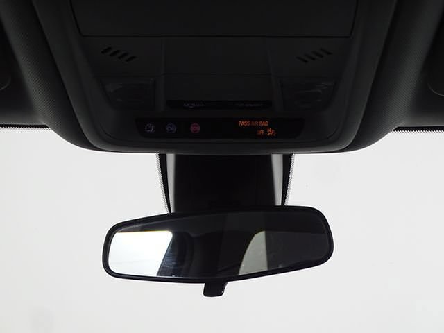 Used 2022 Chevrolet Blazer LT FWD image 24