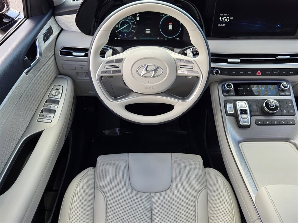 Used 2024 Hyundai Palisade Calligraphy image 14