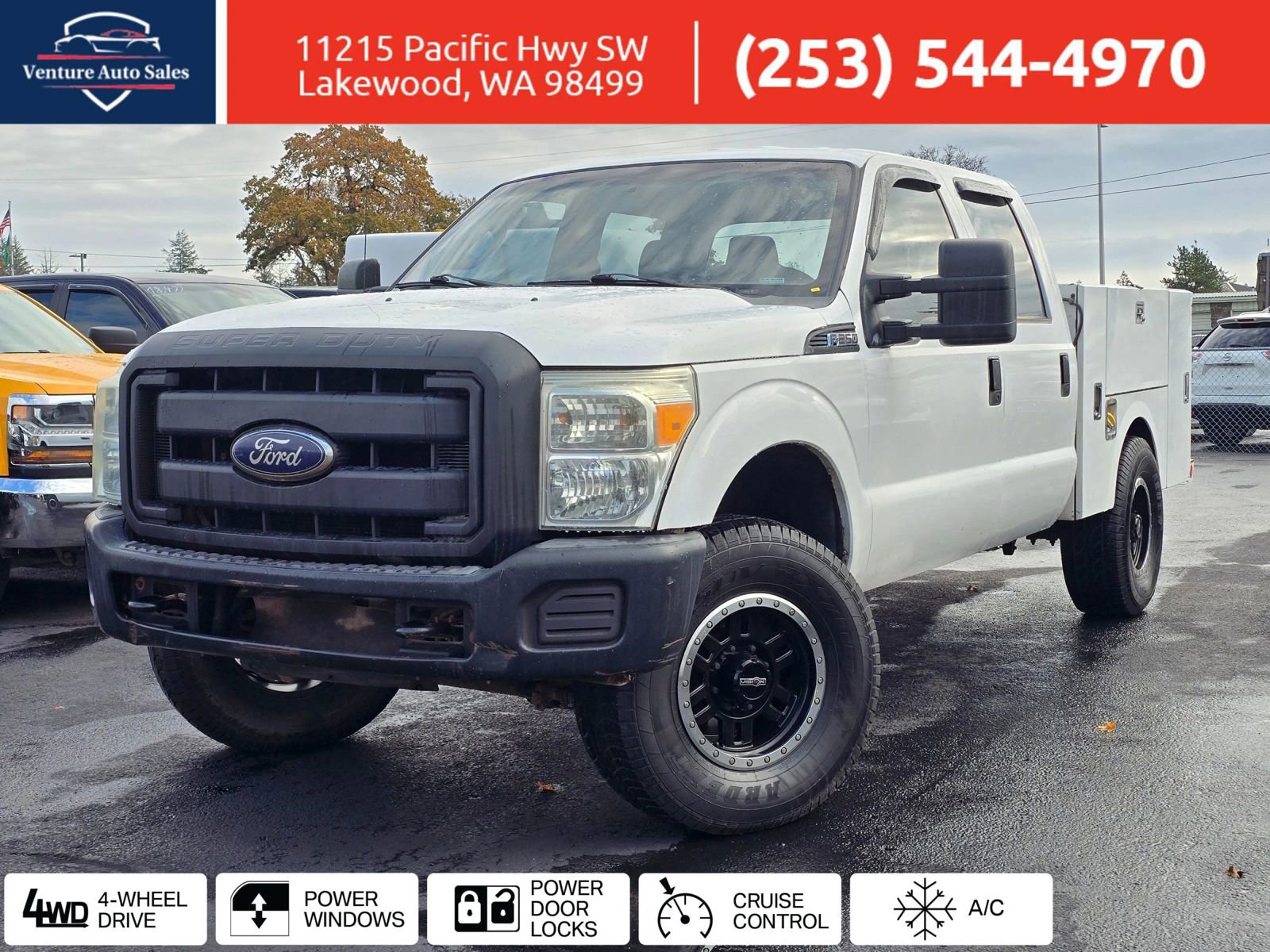 Used 2013 Ford F250 XL image 1