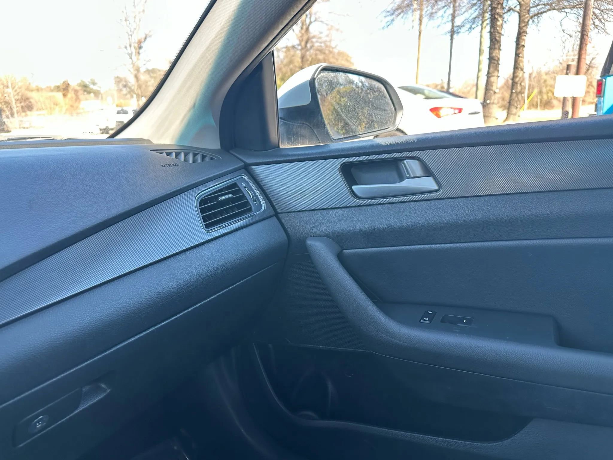 Used 2017 Hyundai Sonata Sport w/ Value Edition Package 02 image 34