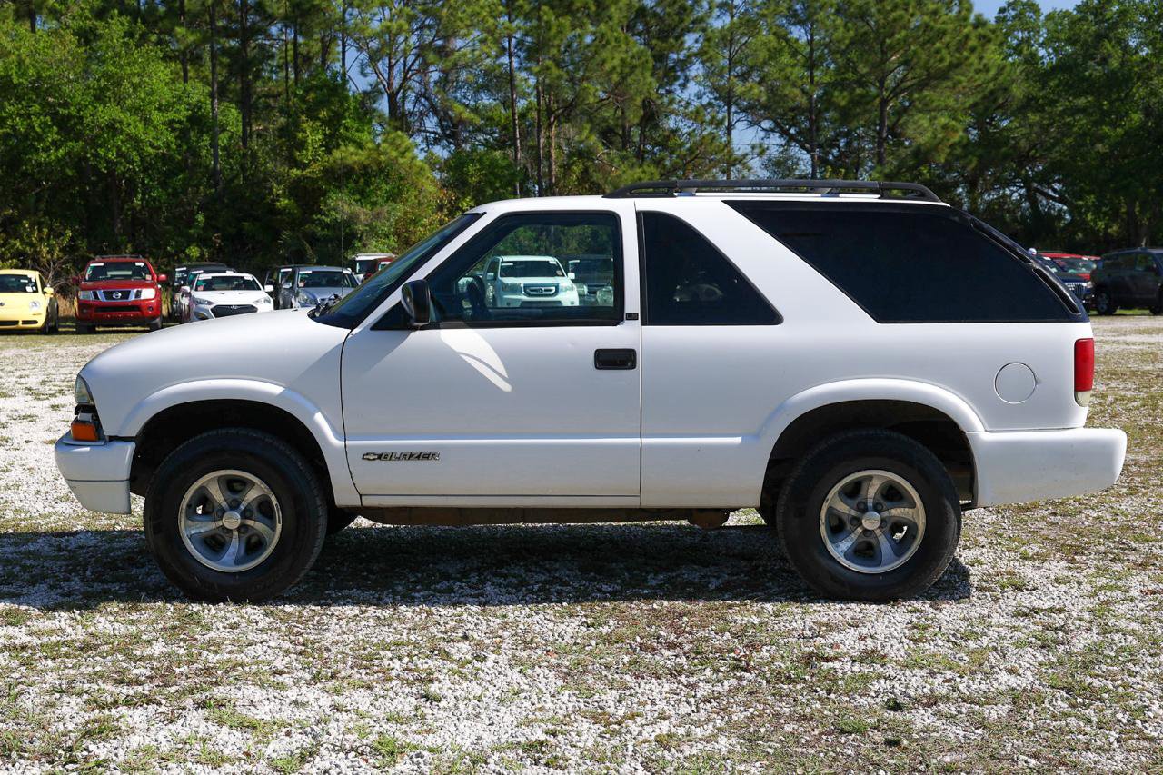 Used 2003 Chevrolet Blazer LS image 3