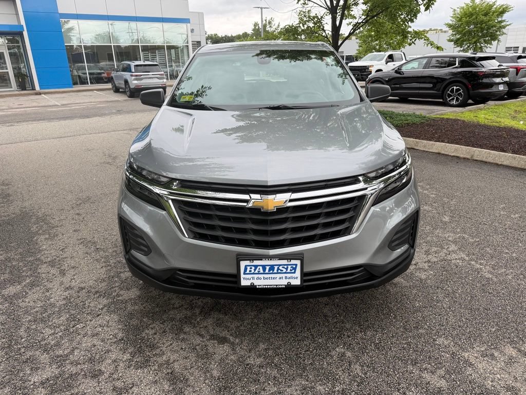 Used 2023 Chevrolet Equinox LS w/ LPO, Floor Liner Package AWD/4WD image 8