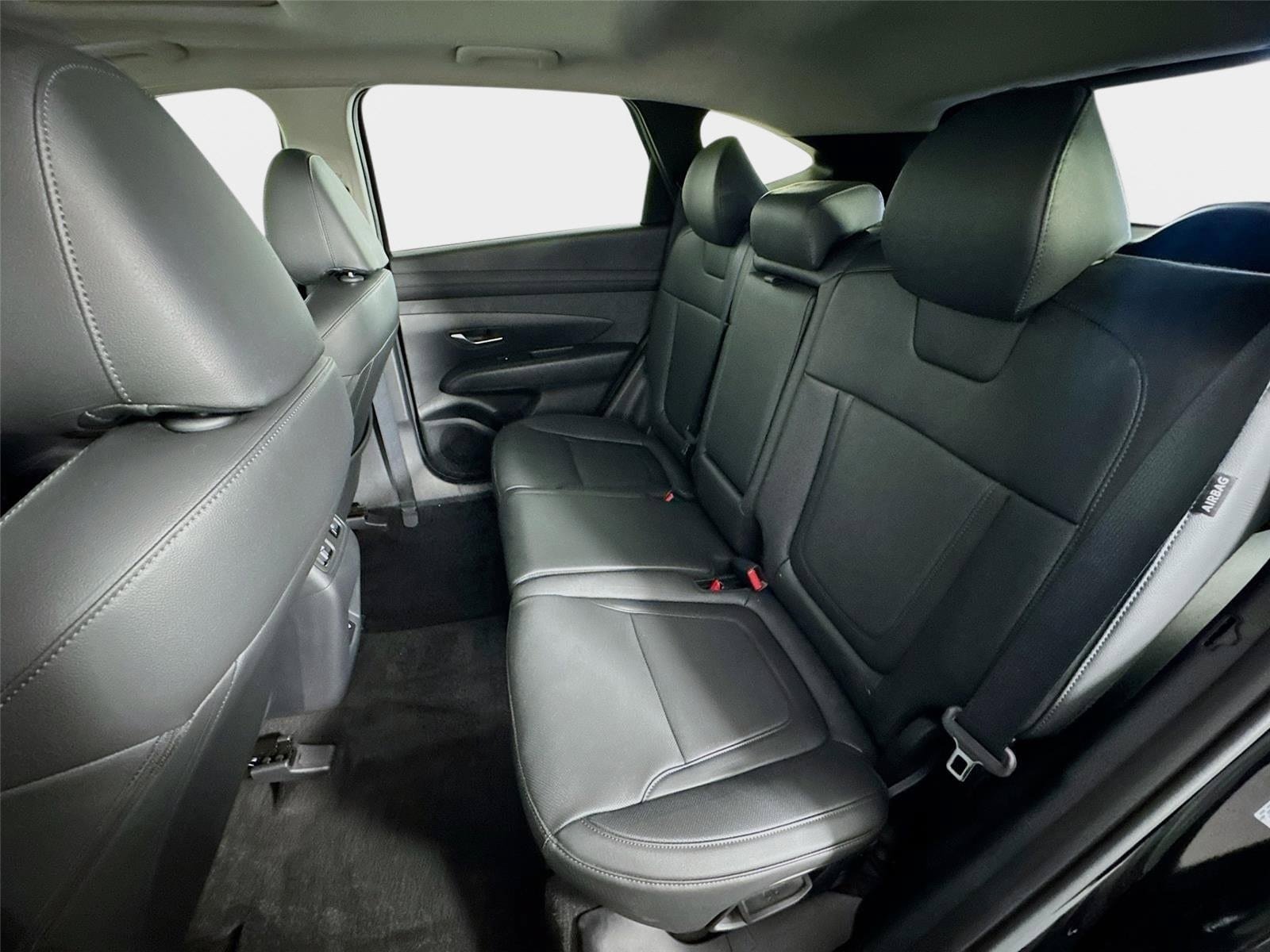 Used 2025 Hyundai Tucson SEL FWD image 23