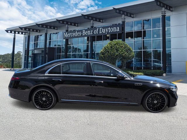 New 2027 Mercedes-Benz S 580 4MATIC Sedan image 3