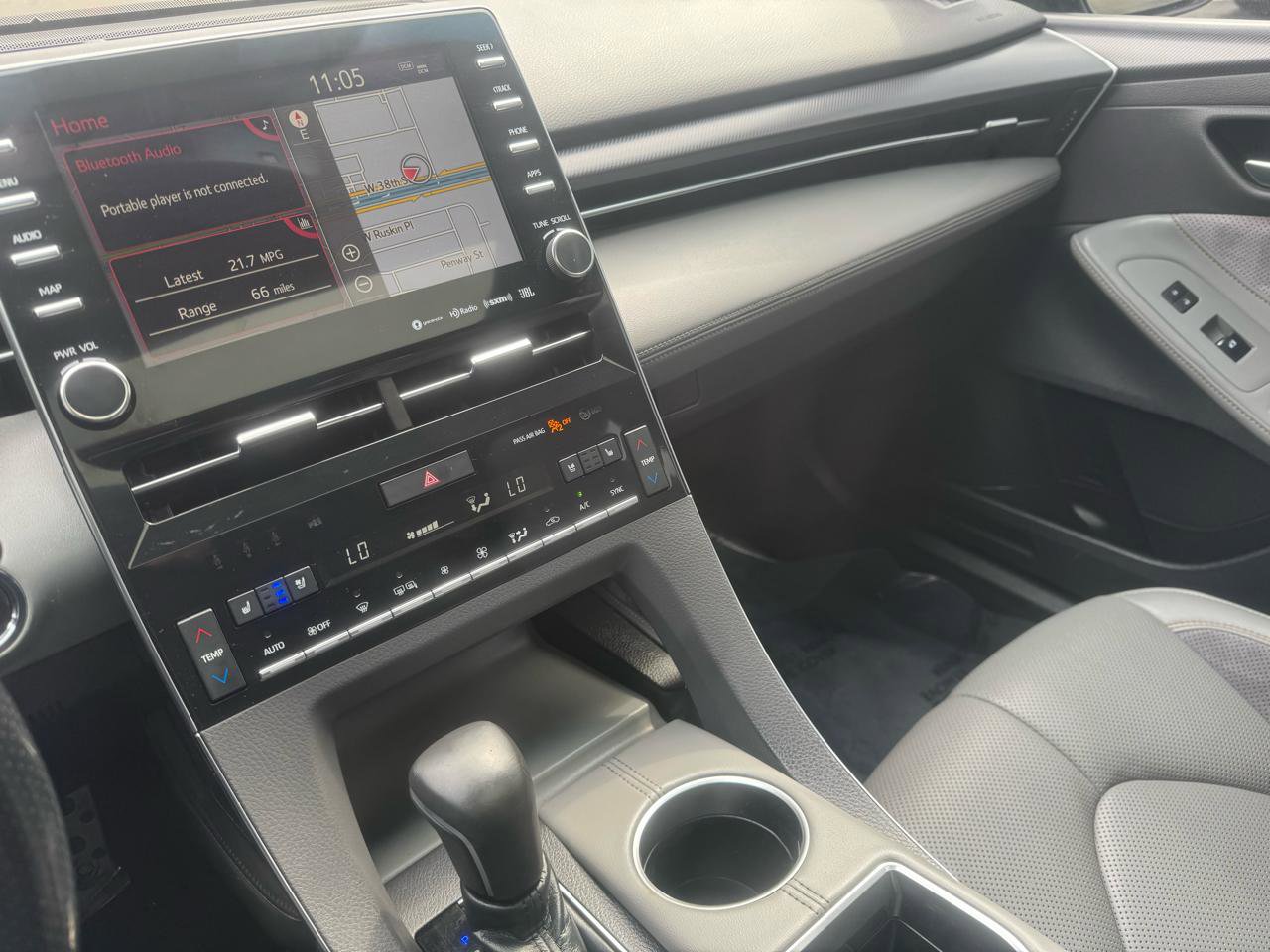 Used 2019 Toyota Avalon Touring w/ Advanced Safety Package image 43