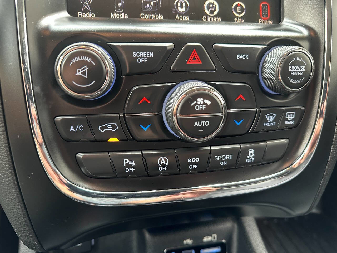 Used 2016 Dodge Durango Limited w/ Nav & Power Liftgate Group image 57