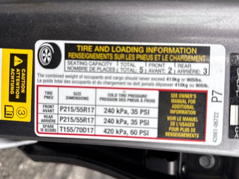 Used 2017 Toyota Camry SE image 32