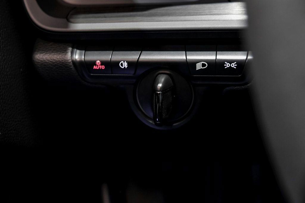 Used 2024 Porsche 911 Carrera GTS w/ Premium Package image 21