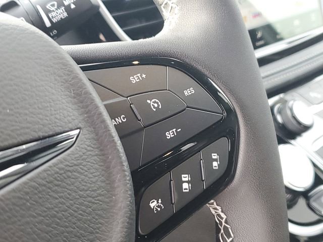 New 2026 Chrysler Pacifica Select w/ S Appearance Package FWD image 17
