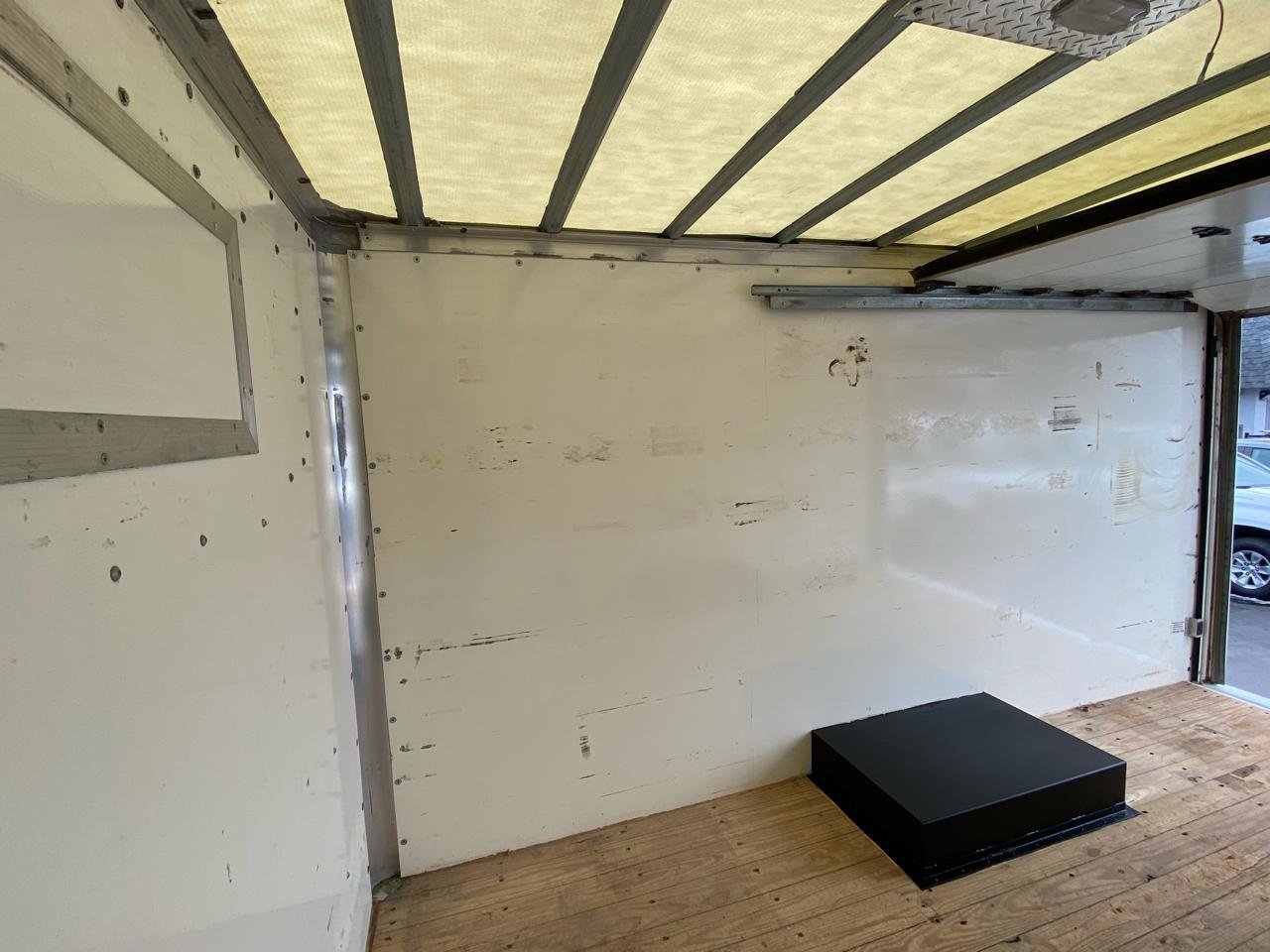 Used 2020 Chevrolet Express 3500 w/ Power Convenience Package image 10