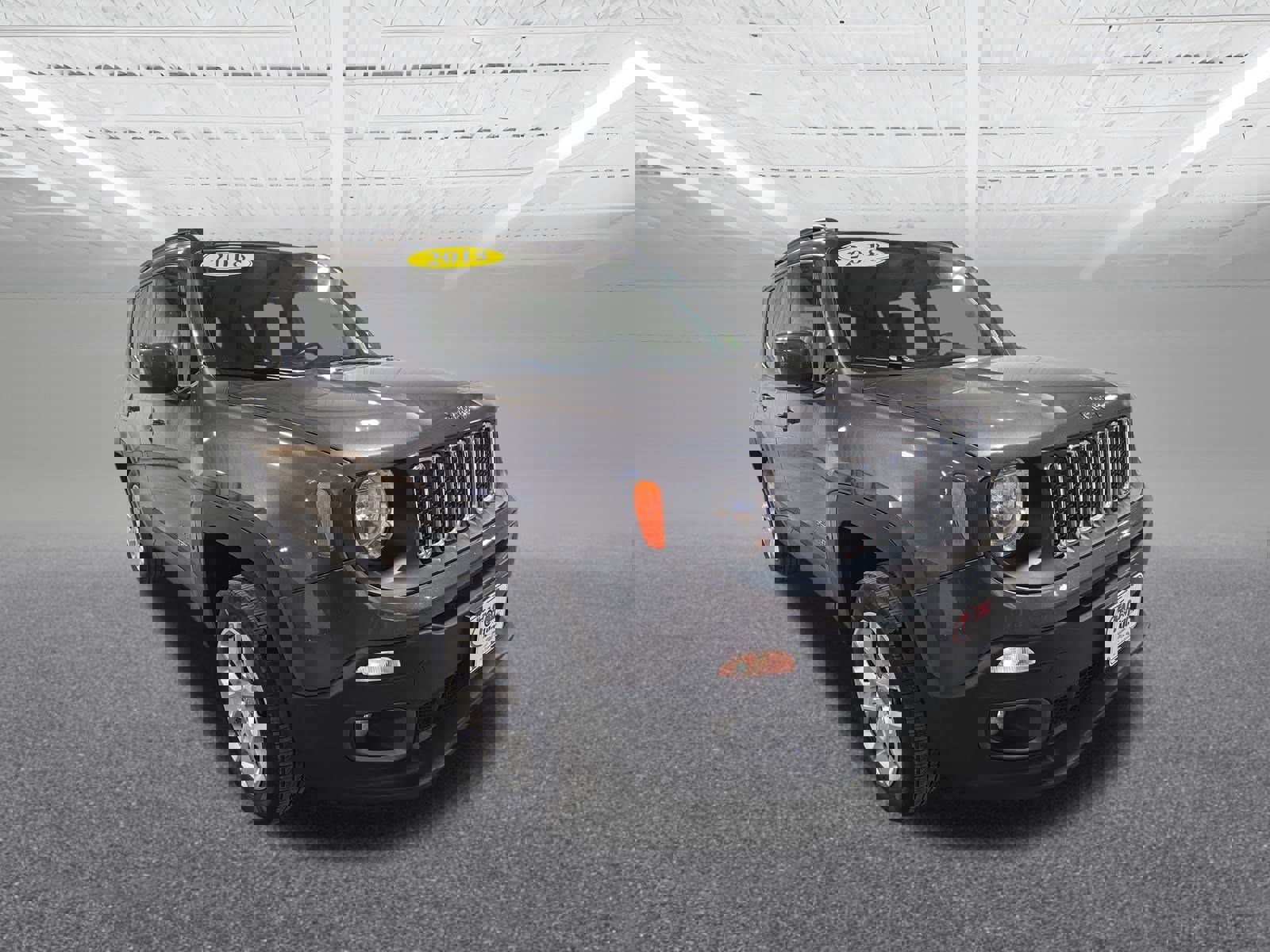 Used 2018 Jeep Renegade Latitude w/ Cold Weather Group image 4