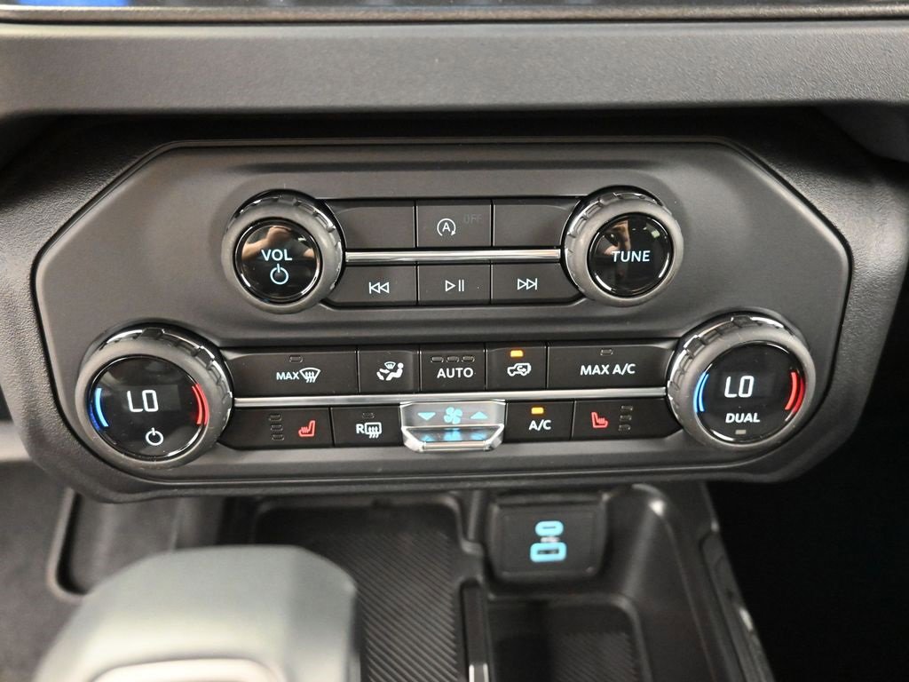 New 2025 Ford Bronco Big Bend image 9