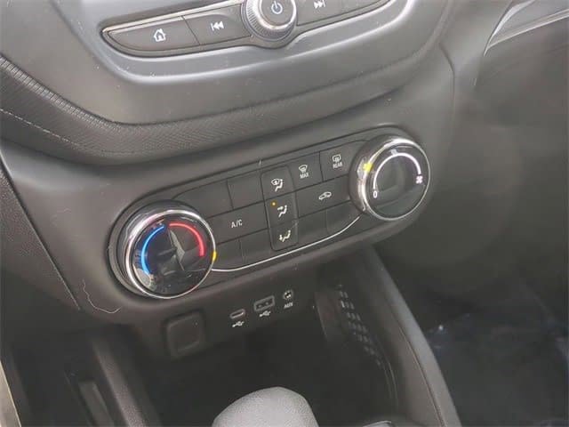 Used 2023 Chevrolet TrailBlazer LS image 14