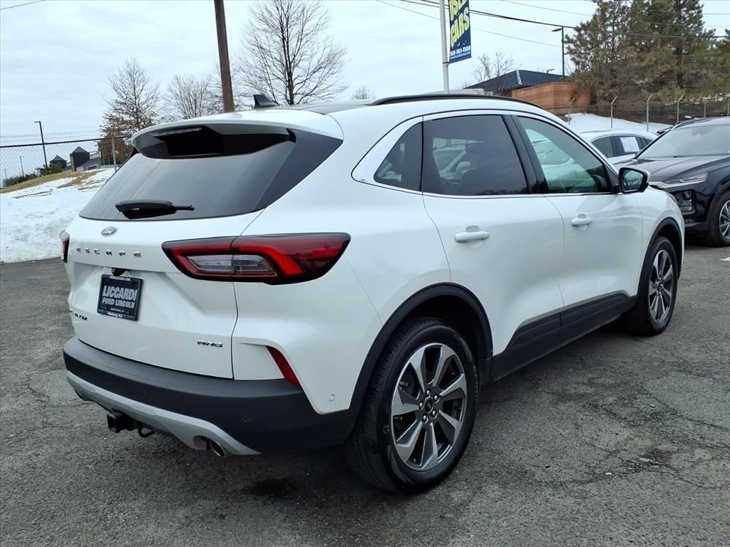 Certified 2023 Ford Escape Platinum w/ Premium Technology Package AWD/4WD image 7