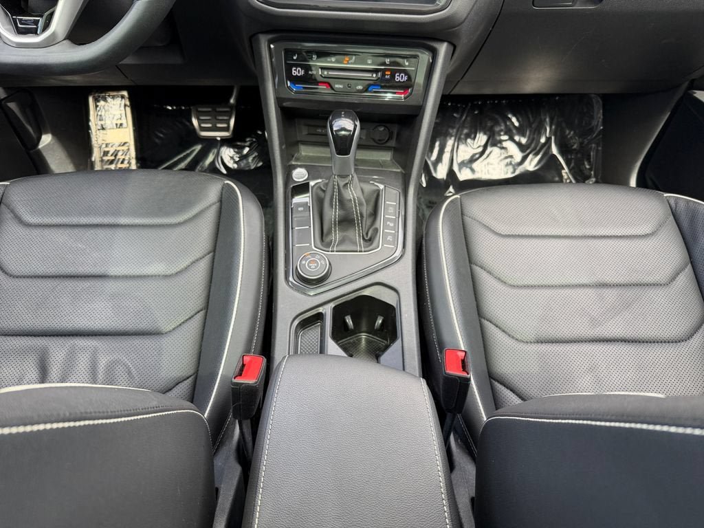 Used 2024 Volkswagen Tiguan SEL R-Line AWD/4WD image 12