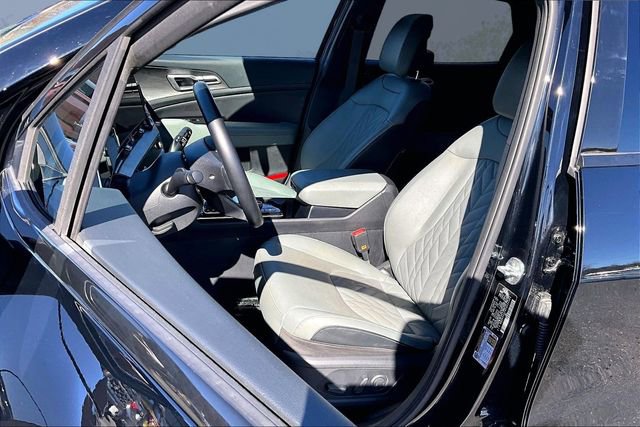 Certified 2023 Kia Sportage X-Line w/ X-Line Premium Package image 23