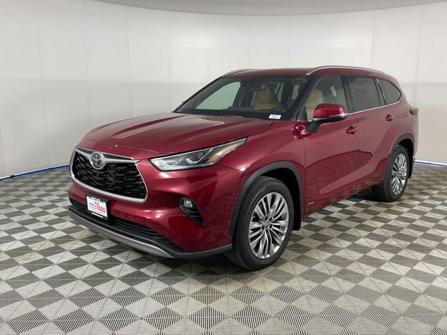 New 2026 Toyota Highlander Platinum