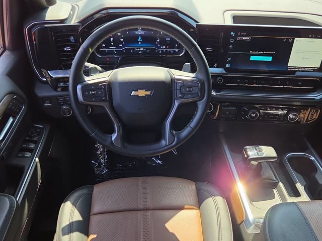 Used 2024 Chevrolet Silverado 1500 High Country w/ Technology Package AWD/4WD image 14